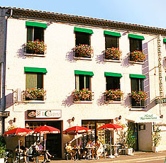 France Rhône Alpes Hôtel Restaurant La Chataigneraie
