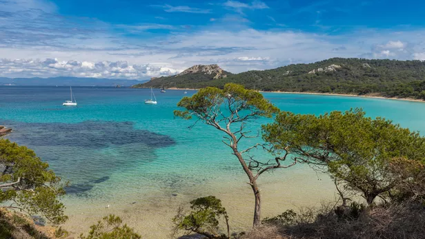 Nouvelles Tourisme  De Porquerolles au Touquet, 10 plages françaises où se baigner en septembre